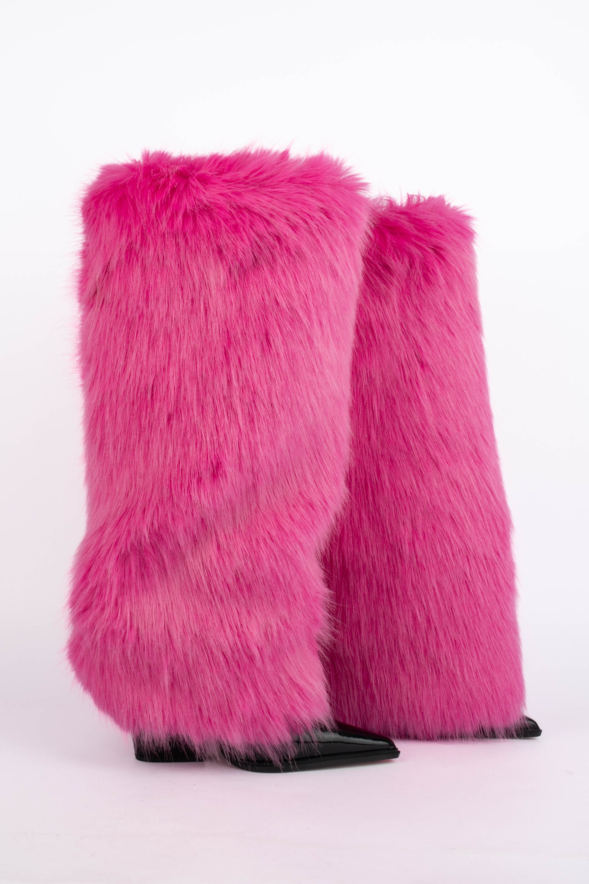 Bottes en fausse fourrure Alexandre Vauthier 2024