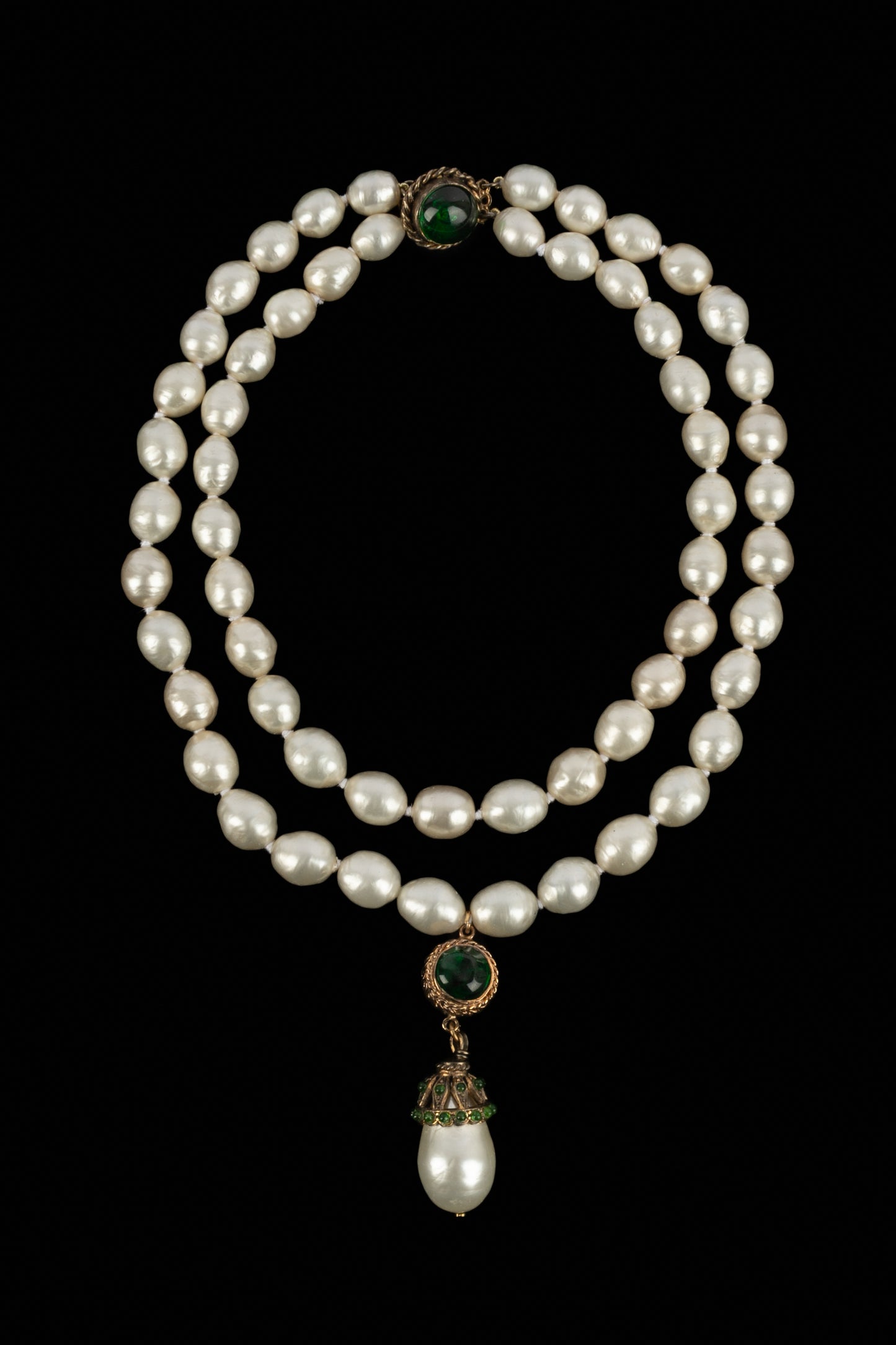 Collier de perles Chanel 1980's