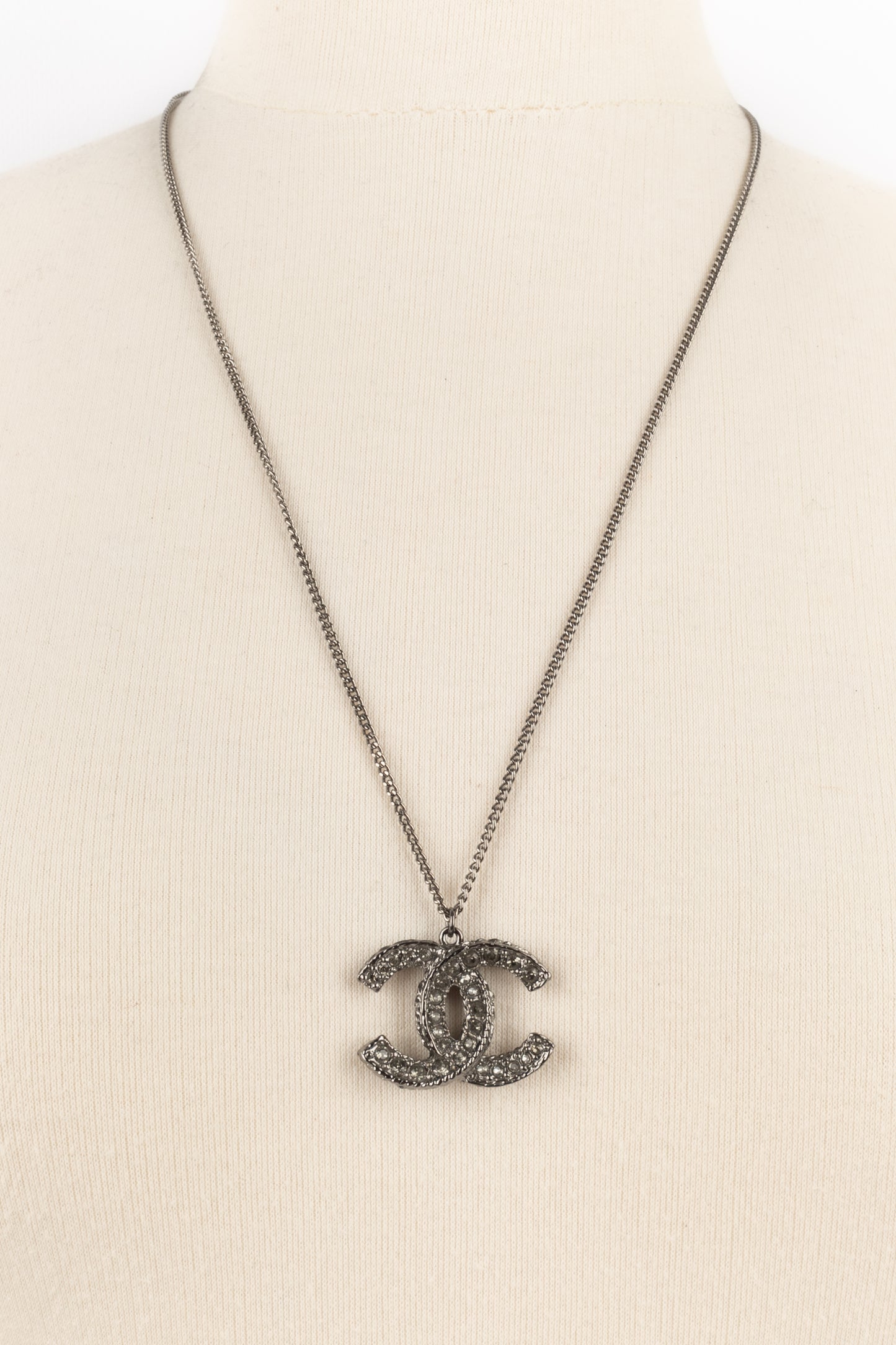 Collier cc Chanel