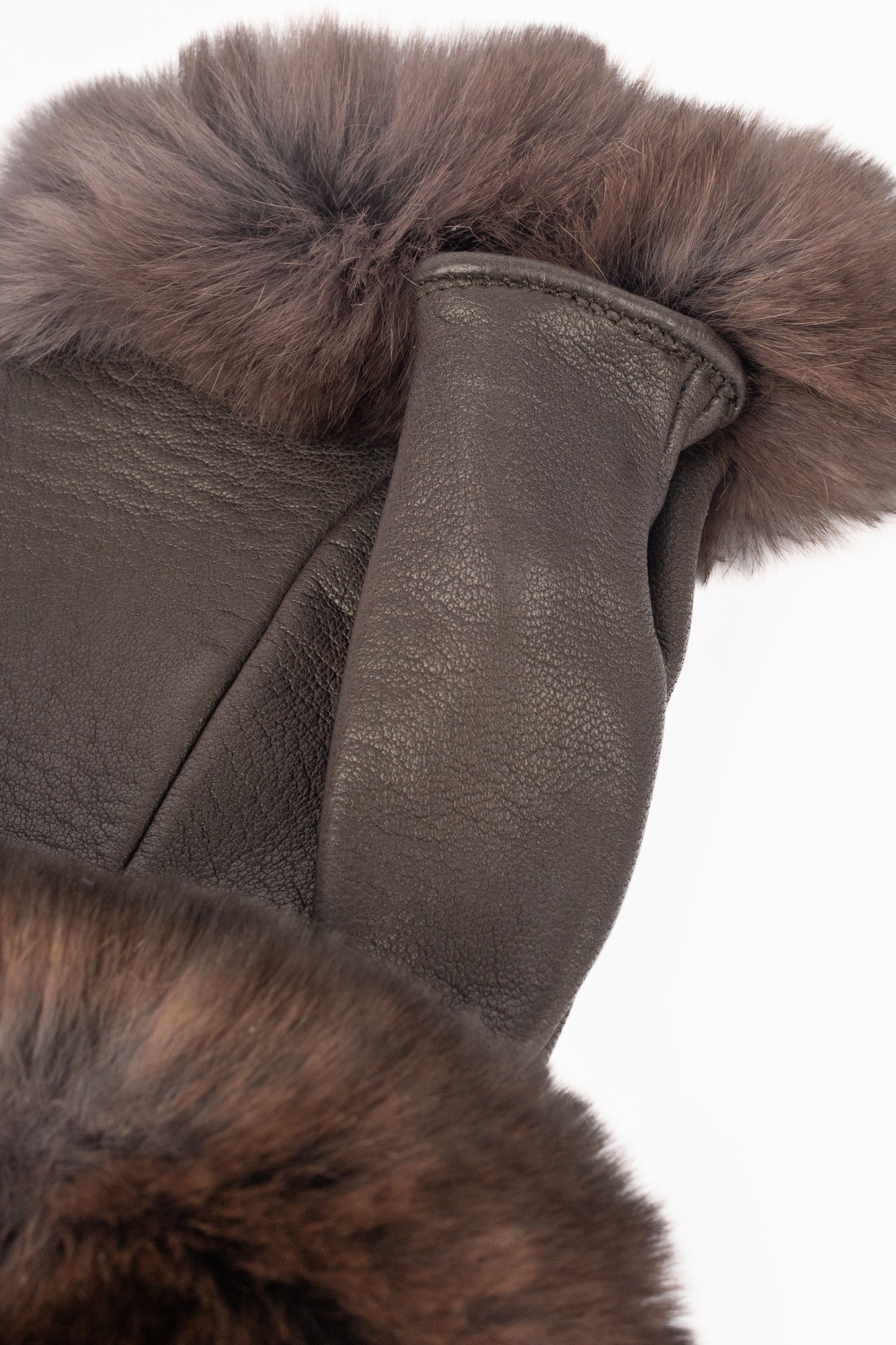 Mitaines en cuir et fourrure Chanel 