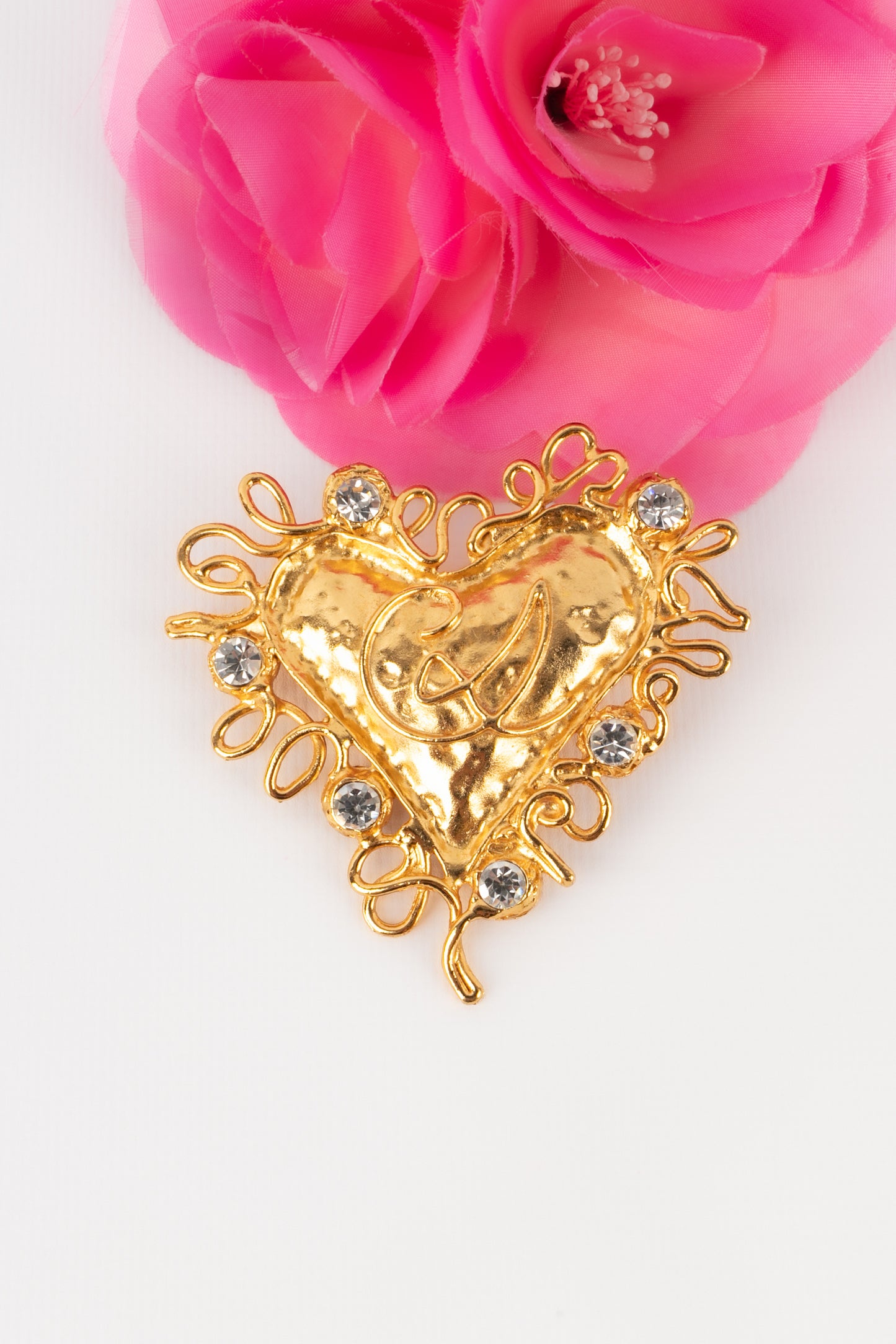 Broche coeur Christian Lacroix 