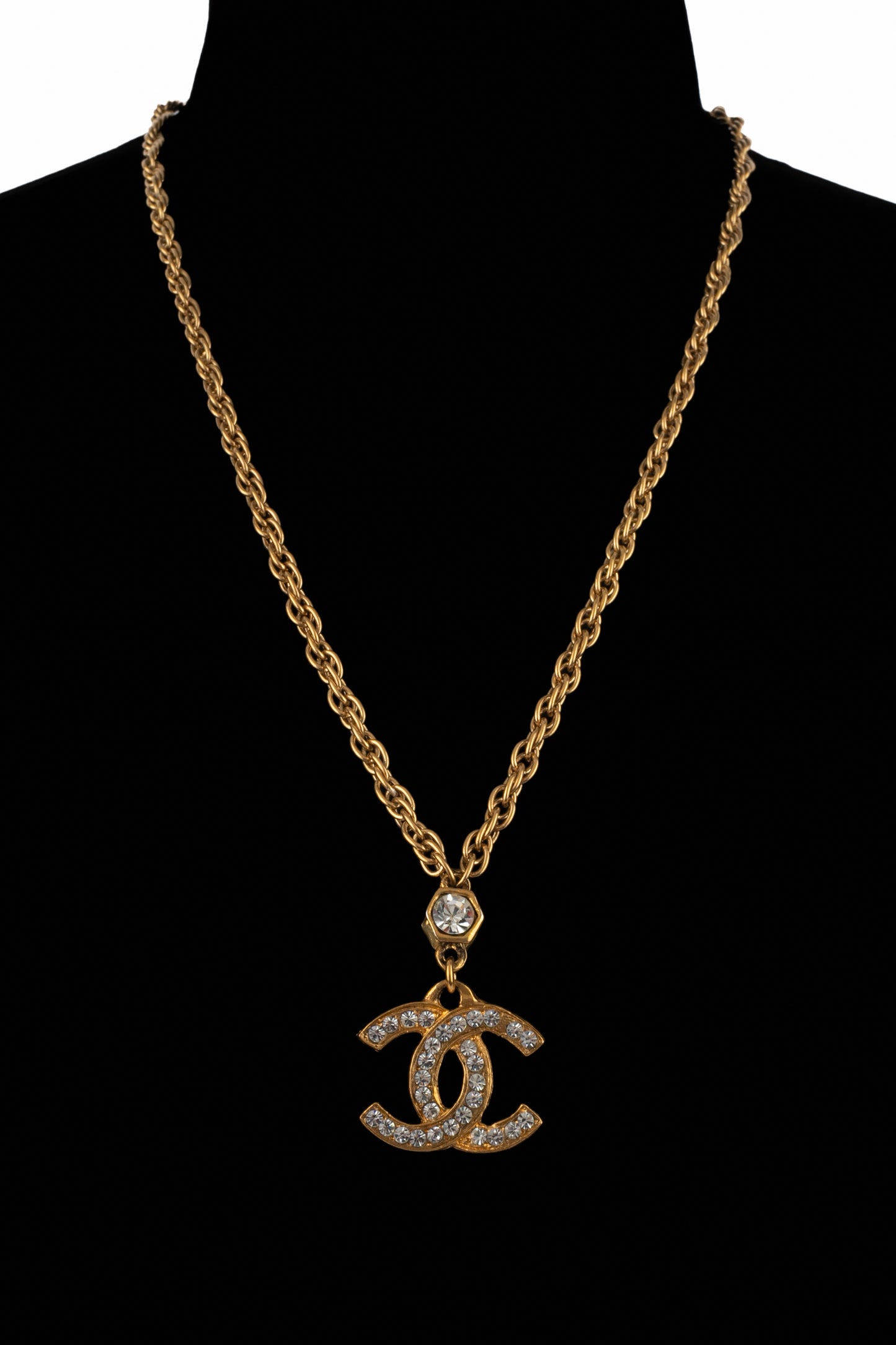 Collier cc Chanel