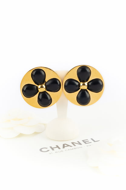 Boucles d'oreilles trèfles Chanel