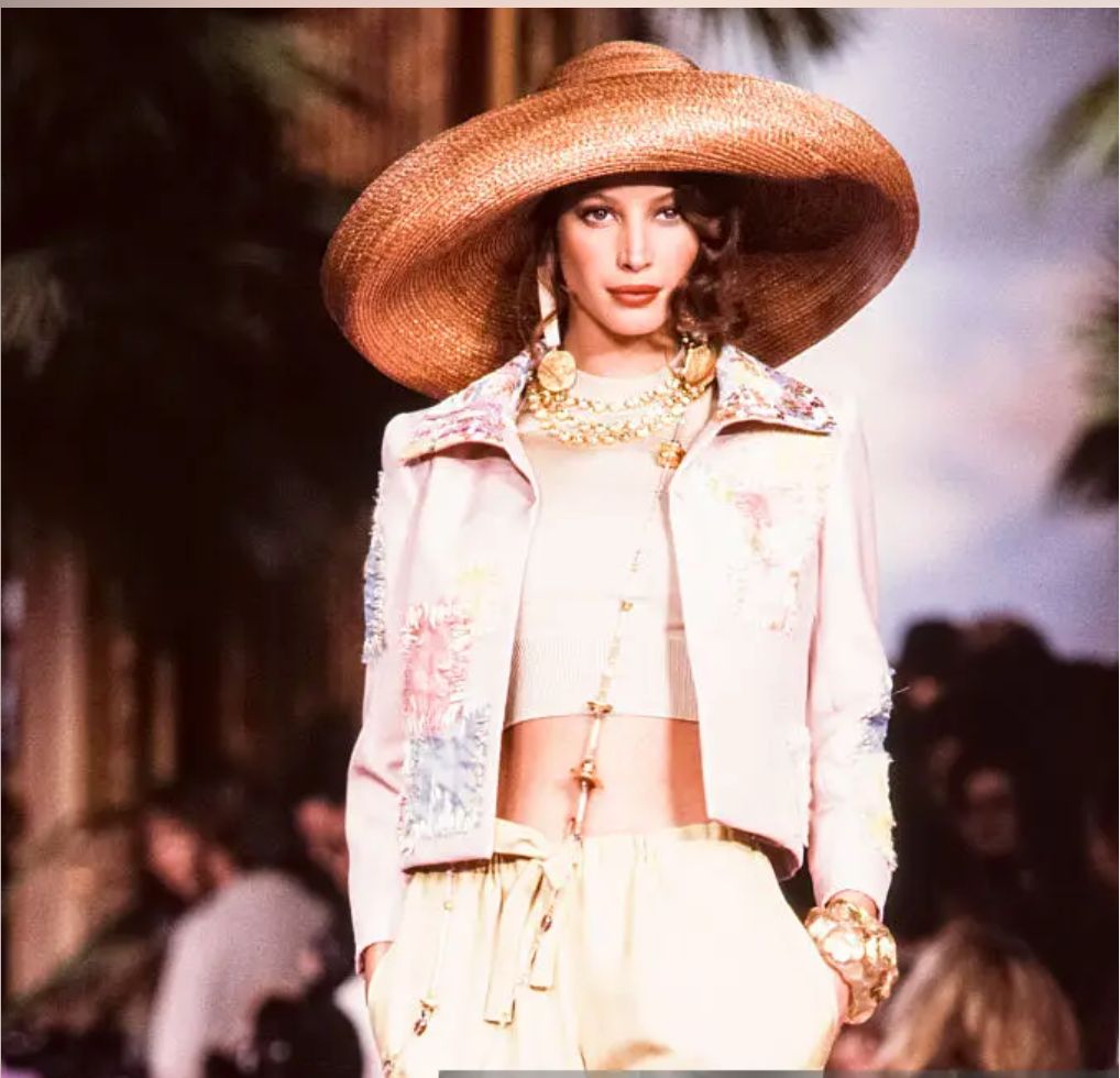 Chapeau Christian Lacroix Haute Couture Printemps 1992