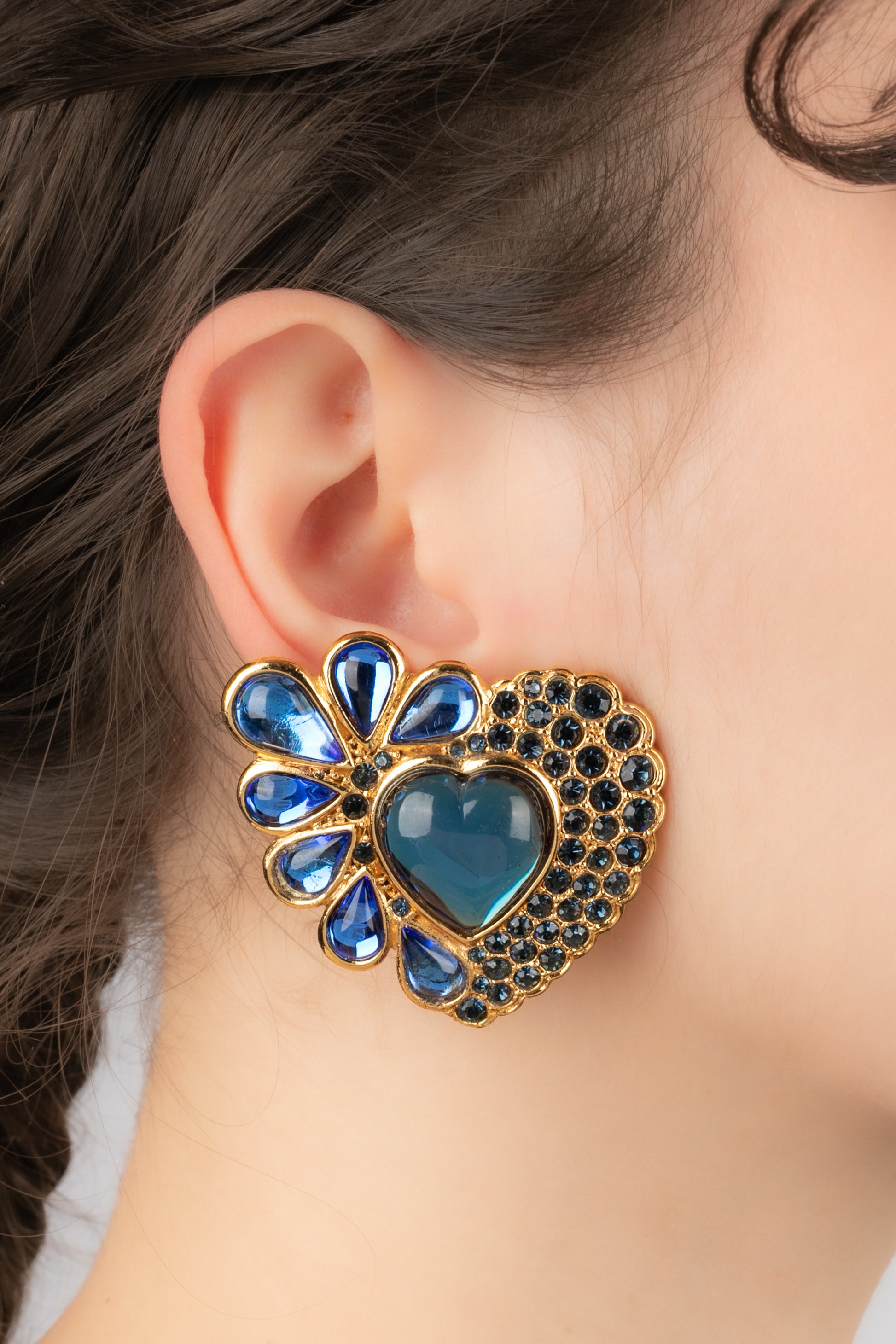 Boucles d'oreilles coeurs Yves Saint Laurent