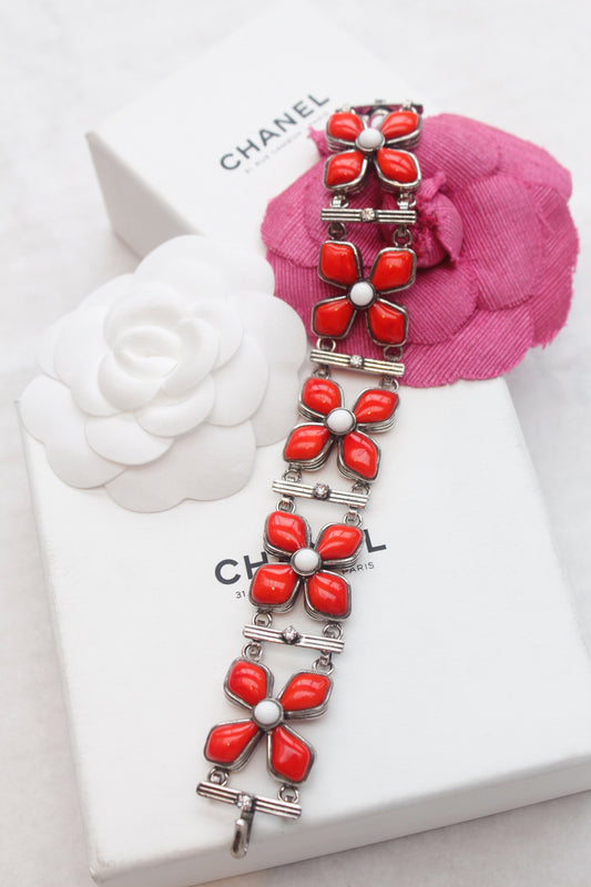 Bracelet en pâte de verre Chanel