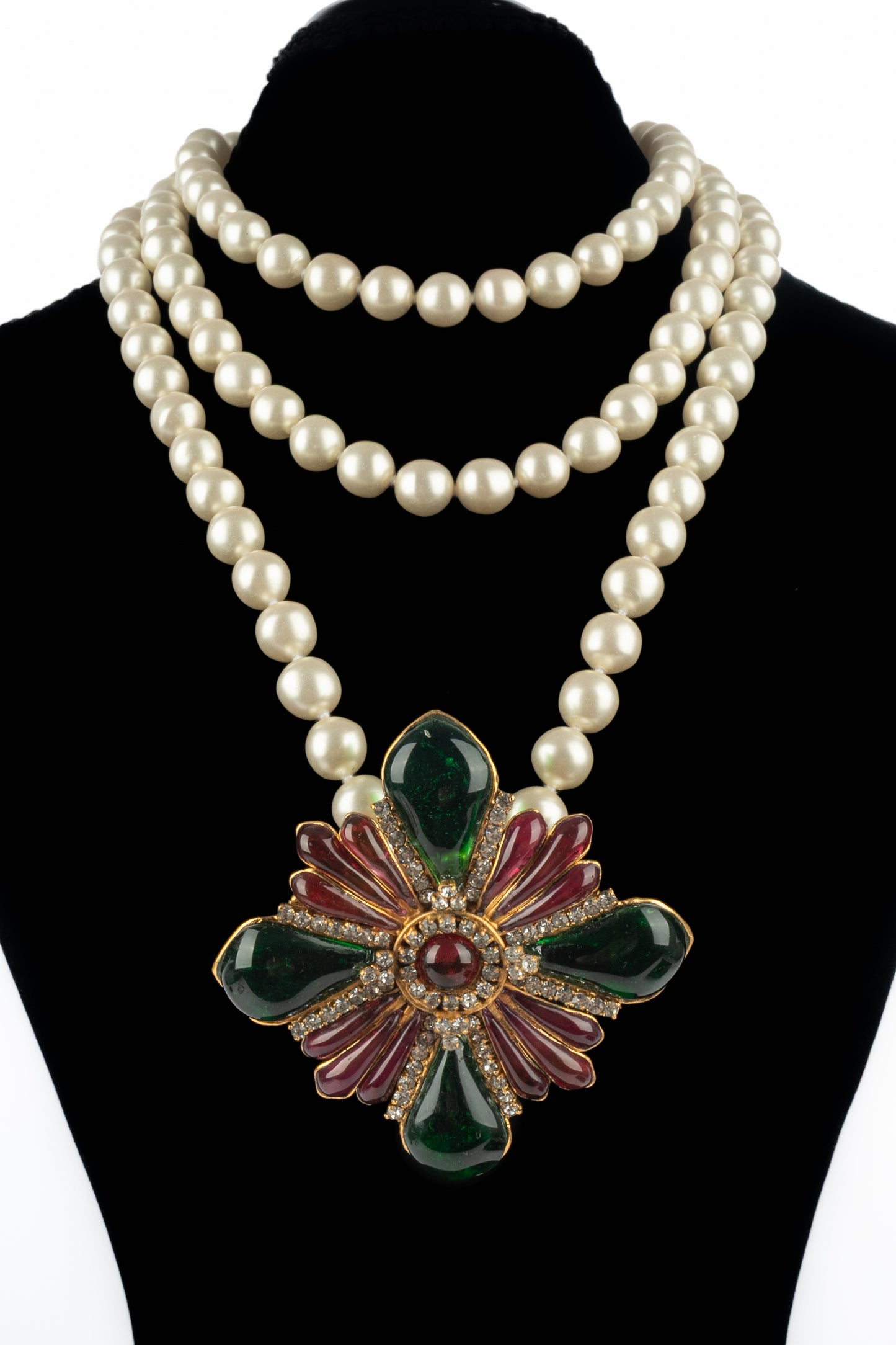 Collier pendentif Chanel