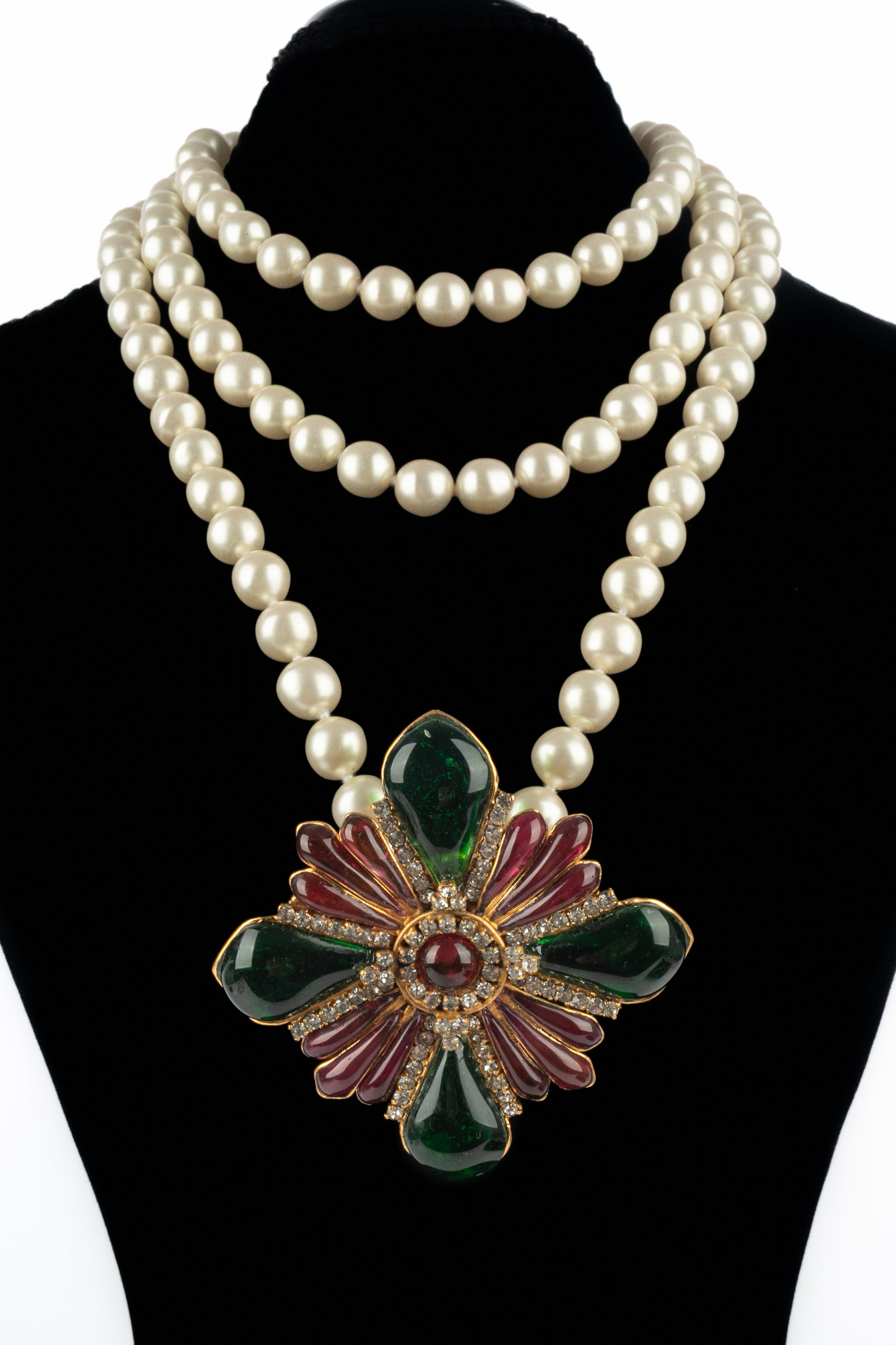 Collier pendentif Chanel