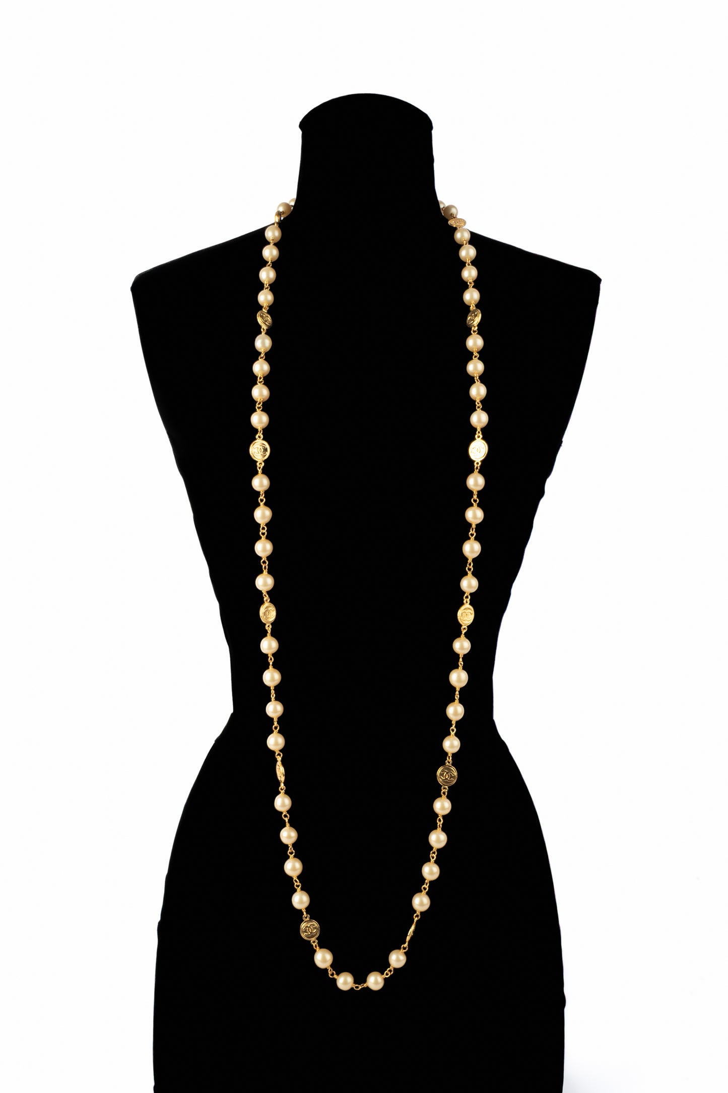 Collier de perles Chanel 