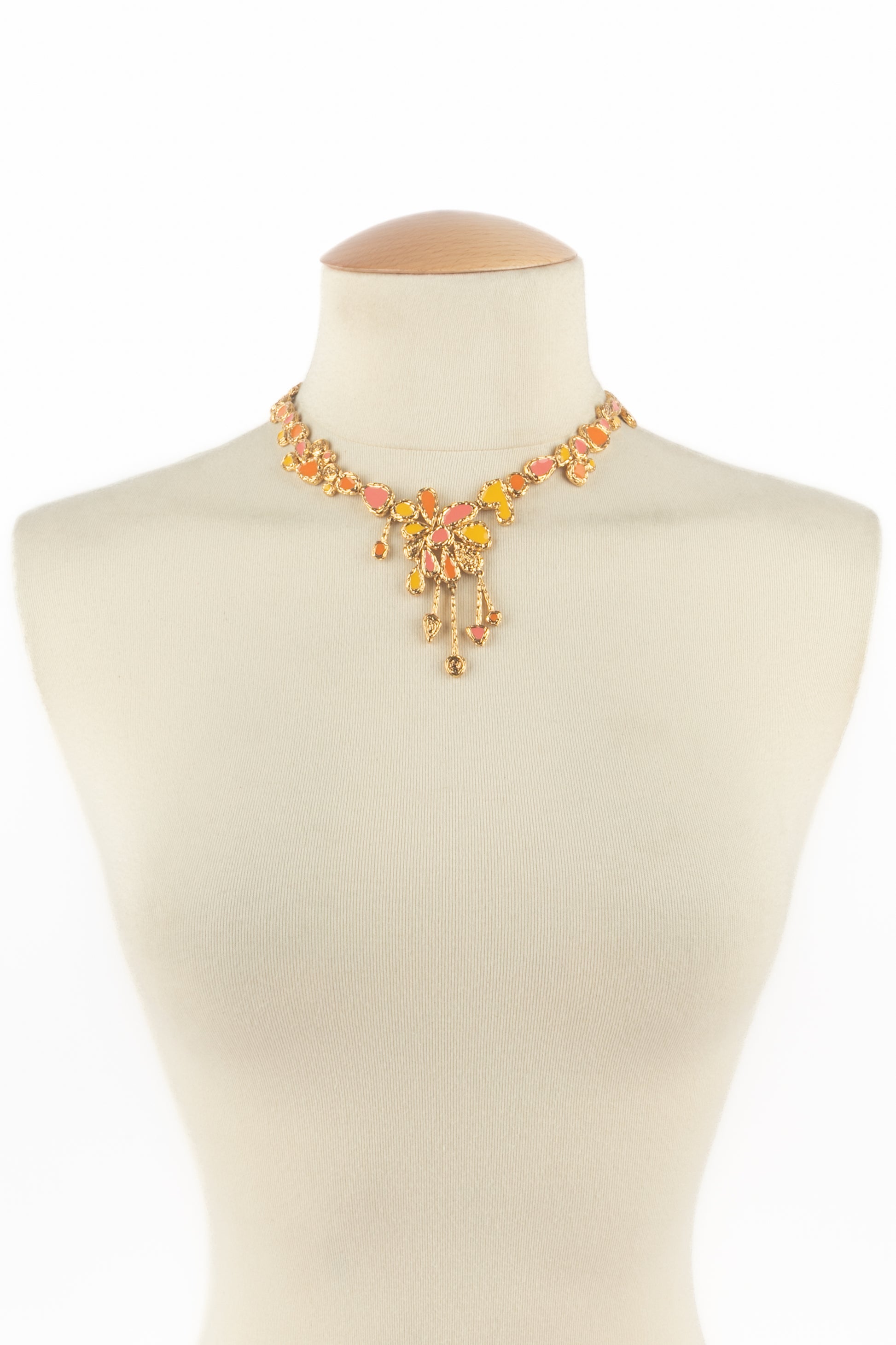 Collier émaillé Nina Ricci 