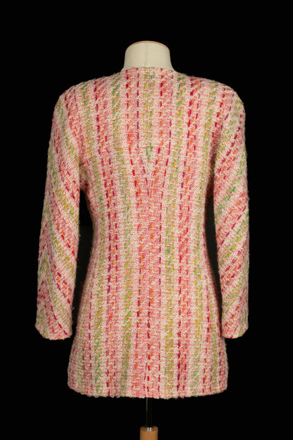 Veste en tweed rose Chanel