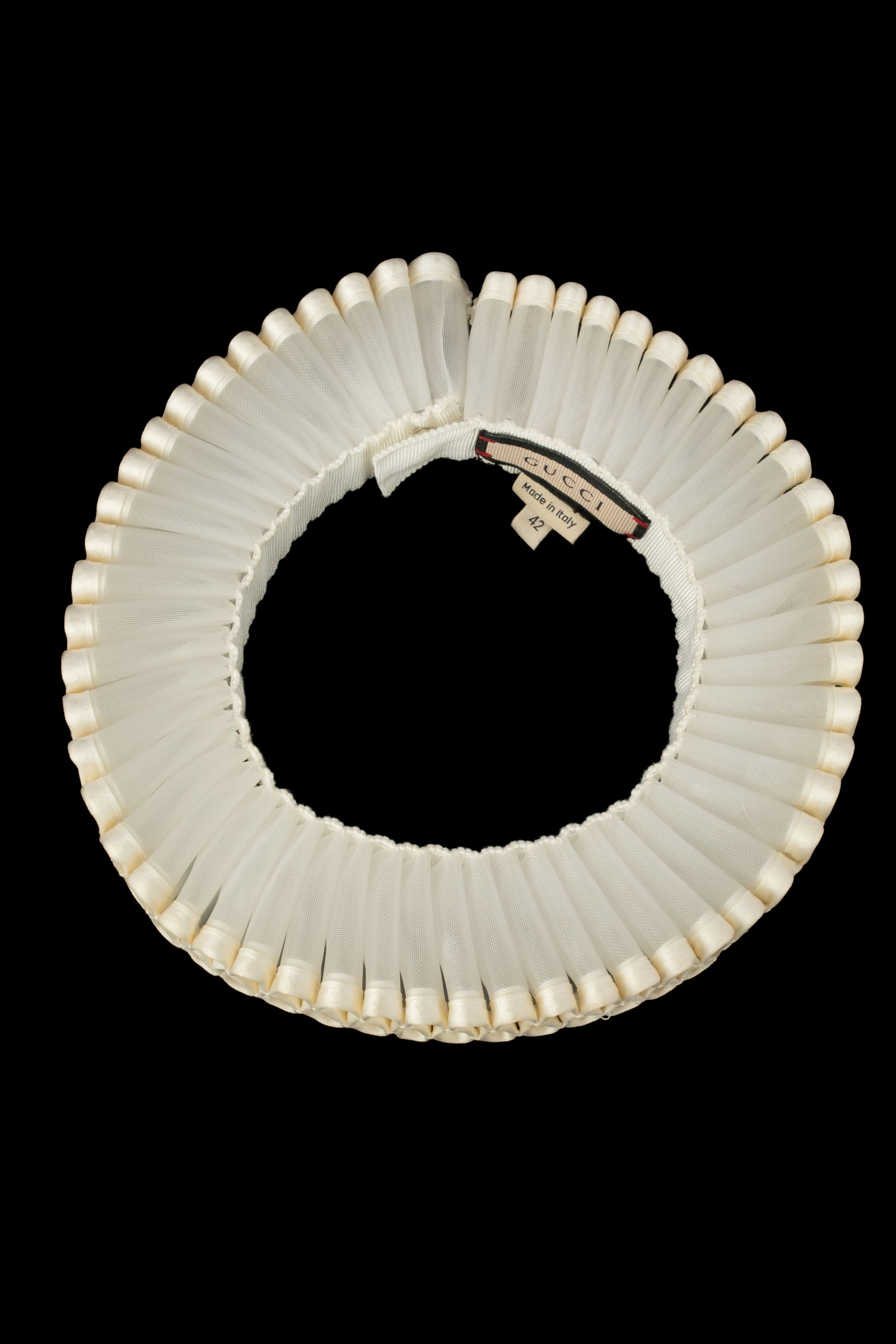 Collier fraise Gucci Resort 2023