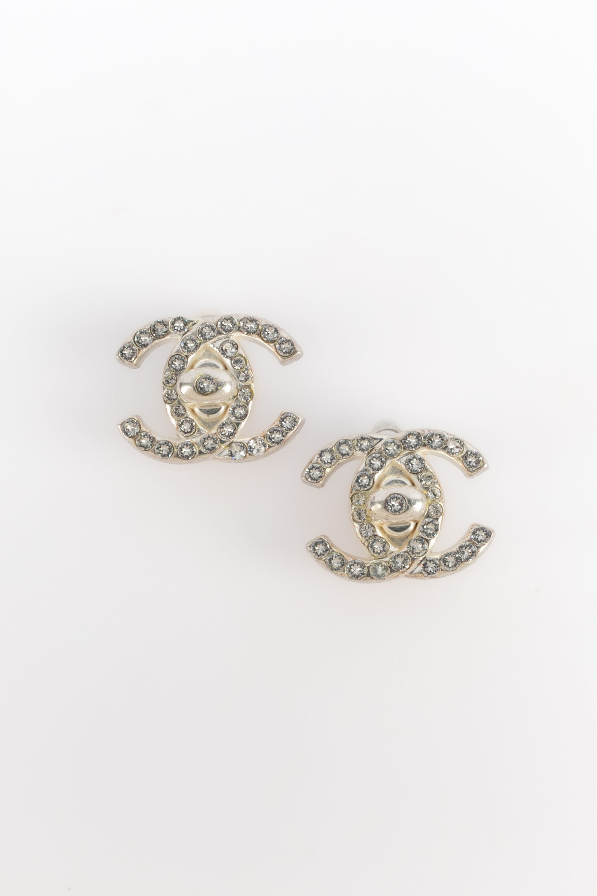 Boucles d'oreilles tourniquet Chanel Hiver 1996