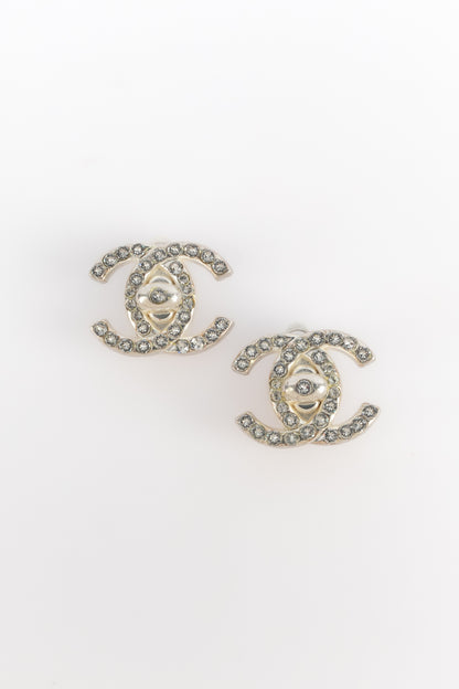 Boucles d'oreilles tourniquet Chanel Hiver 1996