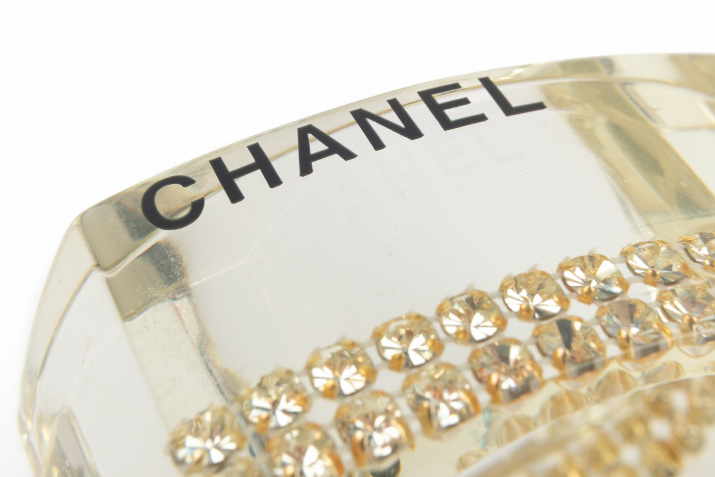 Bracelet en lucite Chanel 2005