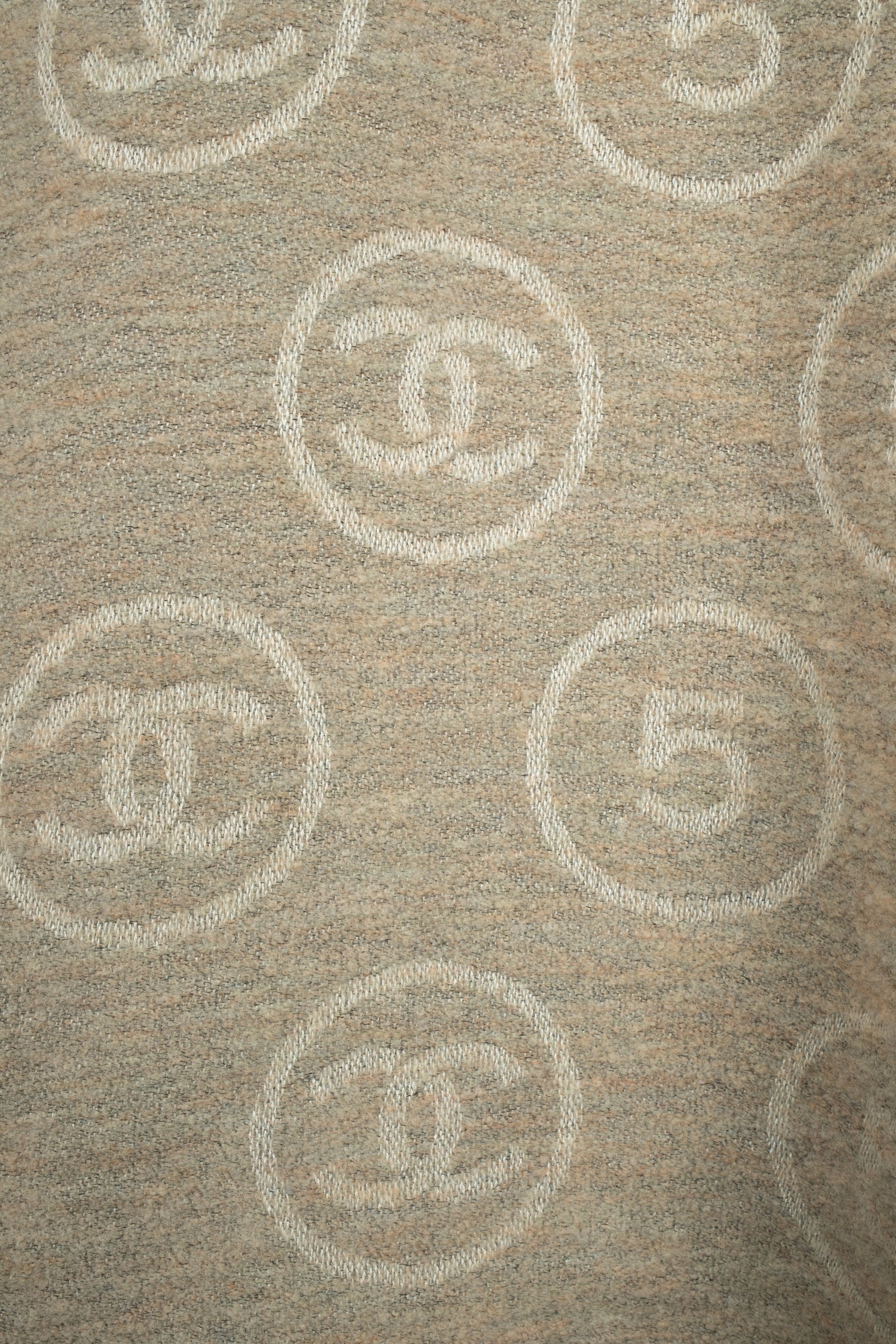 Écharpe à logo Chanel