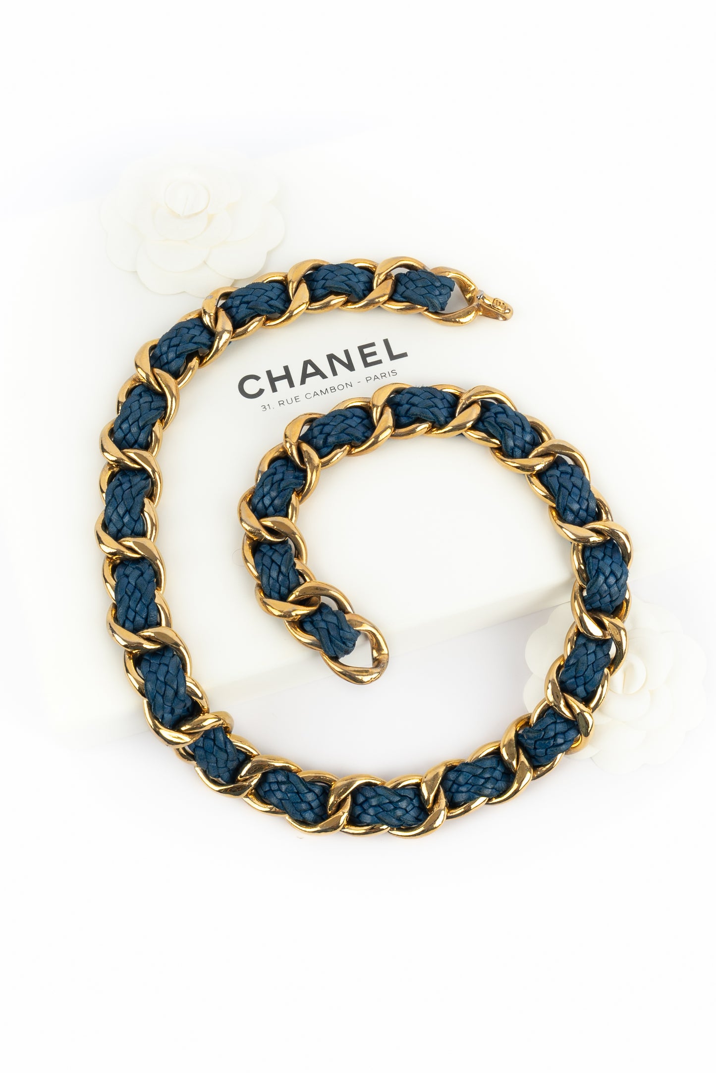 Ceinture en cuir bleu Chanel 1990's
