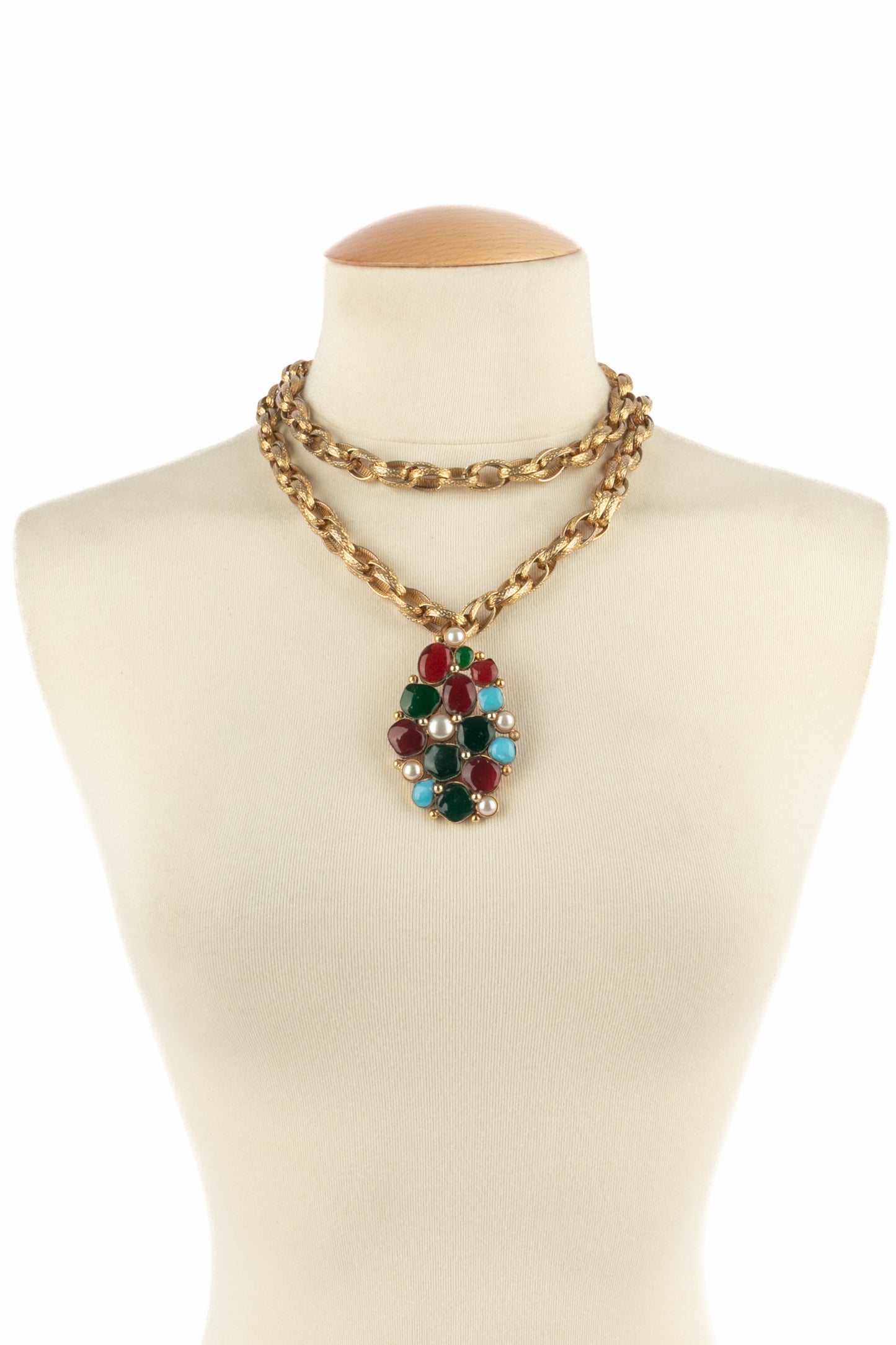 Collier Chanel époque Coco