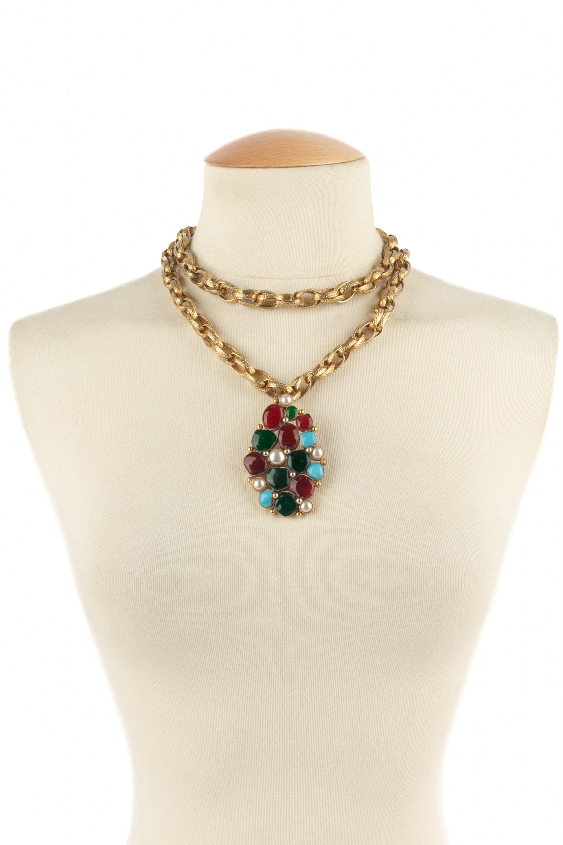 Collier Chanel époque Coco