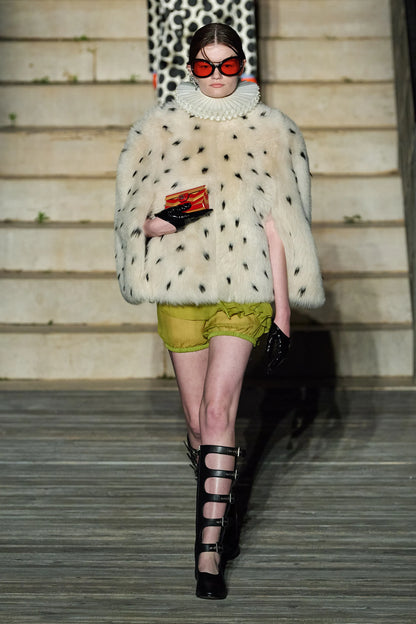 Collier fraise Gucci Resort 2023