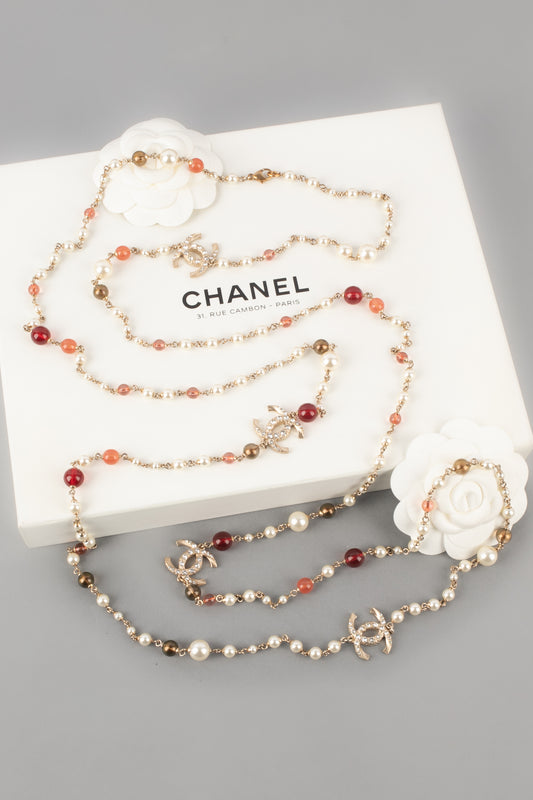 Collier / sautoir Chanel