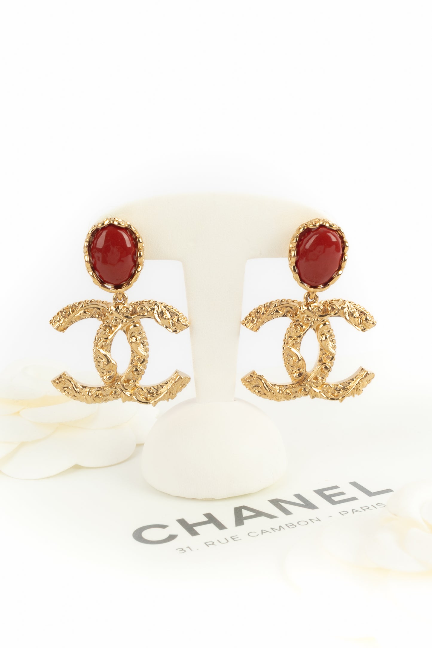 Boucles d'oreilles Chanel 2024