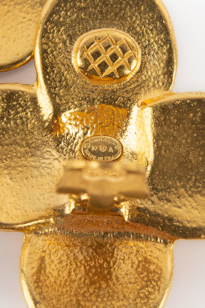 Boucles d'oreilles croix Chanel