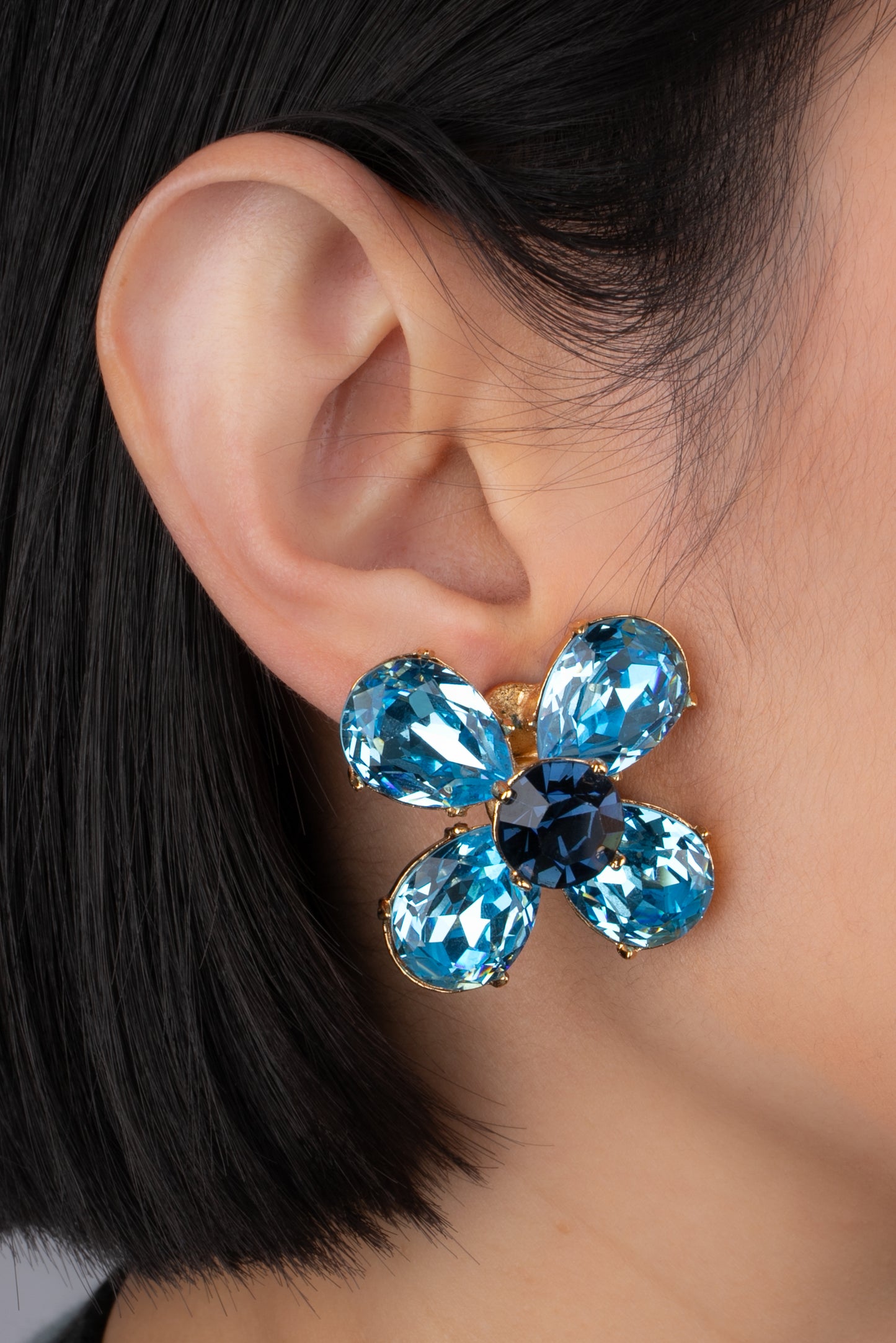 Boucles d'oreilles Yves Saint Laurent