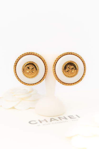 Boucles d'oreilles trèfles Chanel