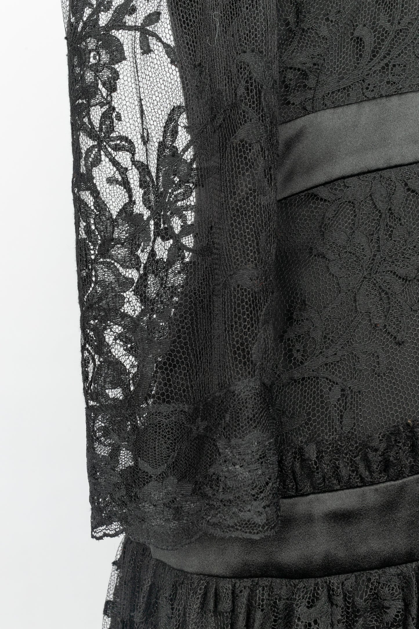 Robe en dentelle Alexander McQueen 