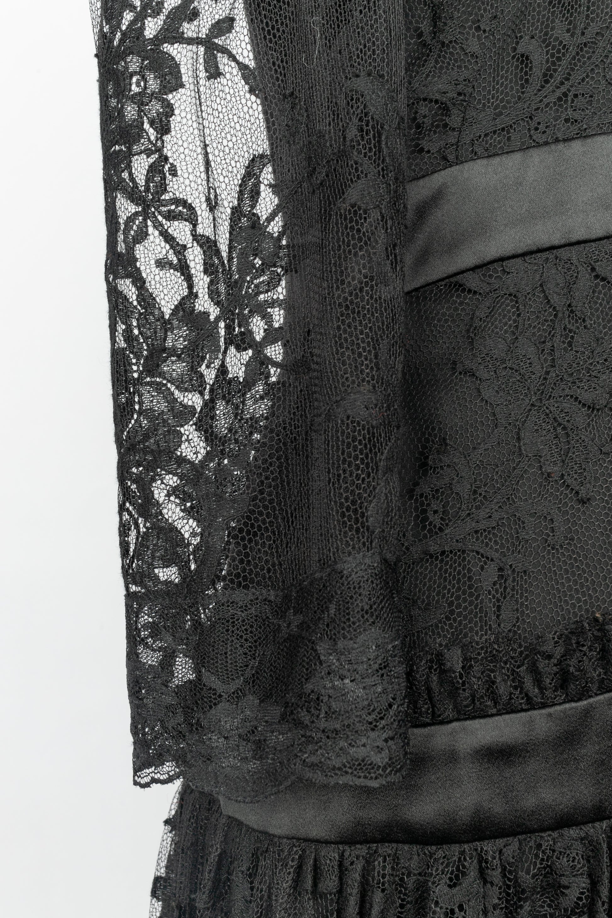 Robe en dentelle Alexander McQueen 