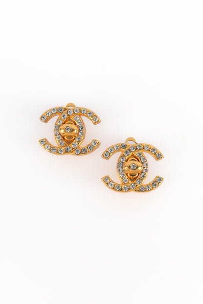 Boucles d'oreilles tourniquet Chanel Hiver 1996