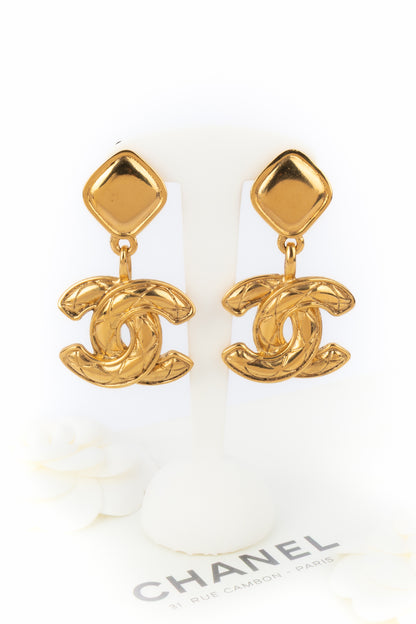 Boucles d'oreilles cc Chanel