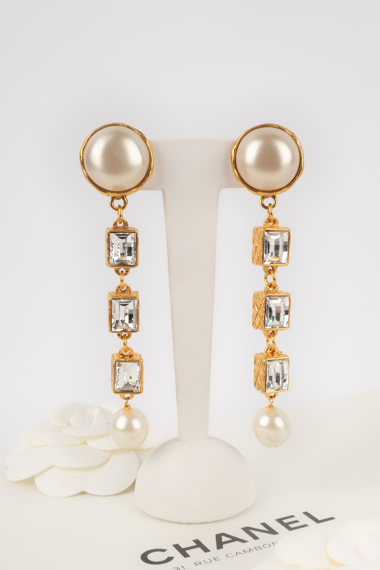 Boucles d'oreilles Chanel 1990's