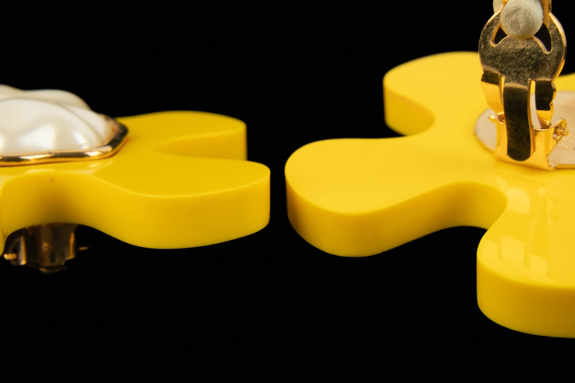 Boucles d'oreilles "Fleur" Chanel Eté 1991