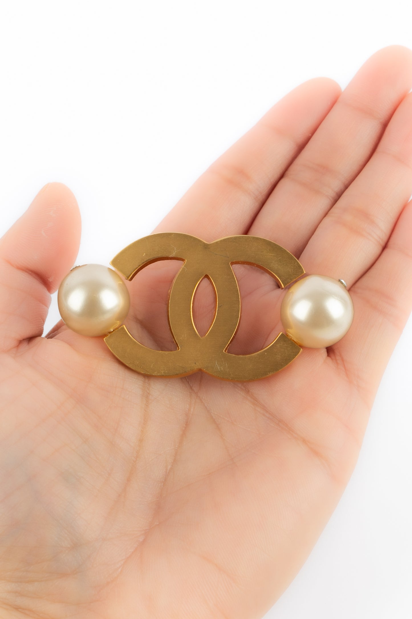 Broche cc Chanel 2002