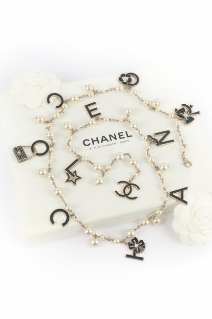 Collier de perles Chanel 2007