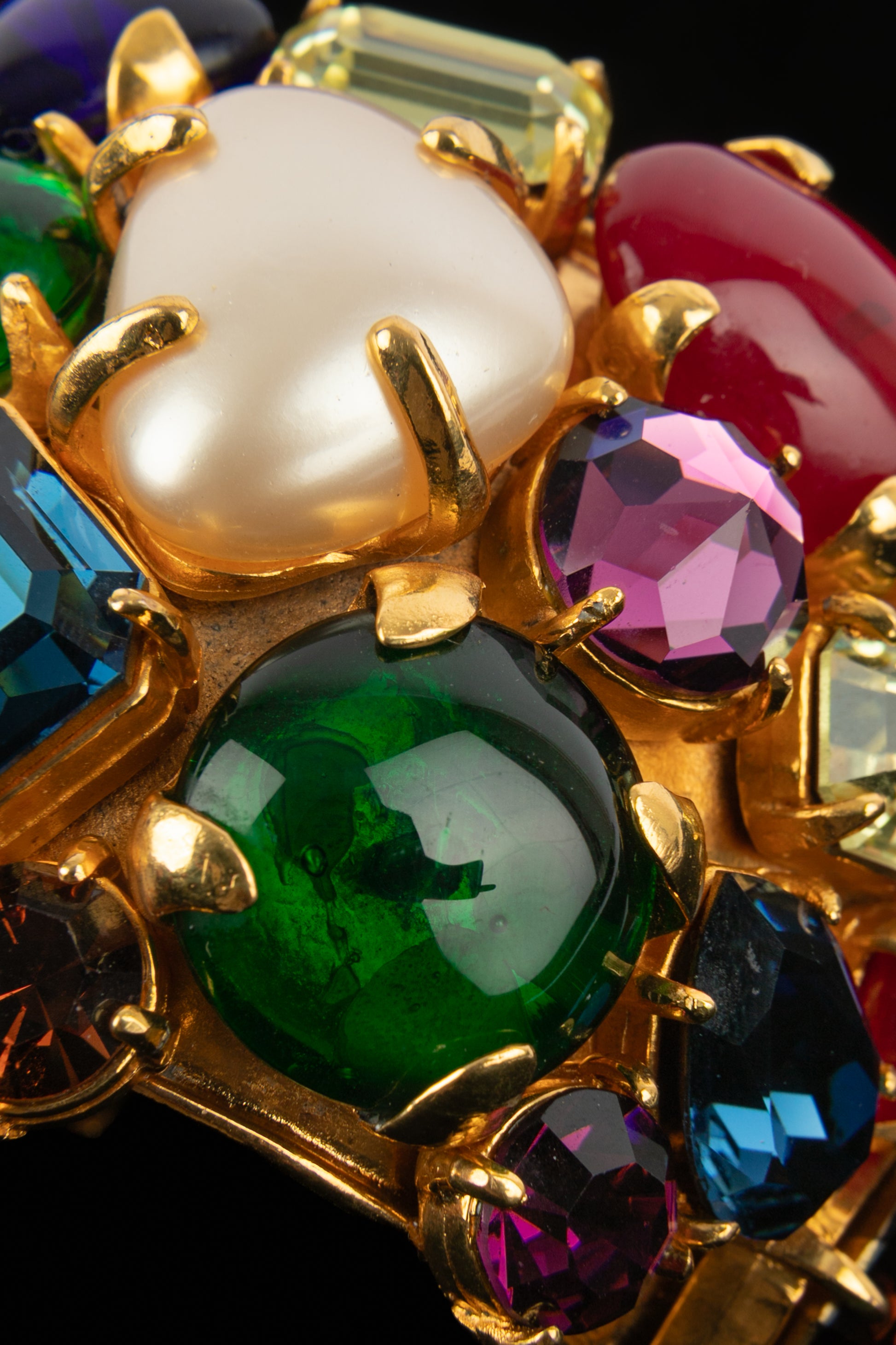 Bracelet manchette Chanel 1990's