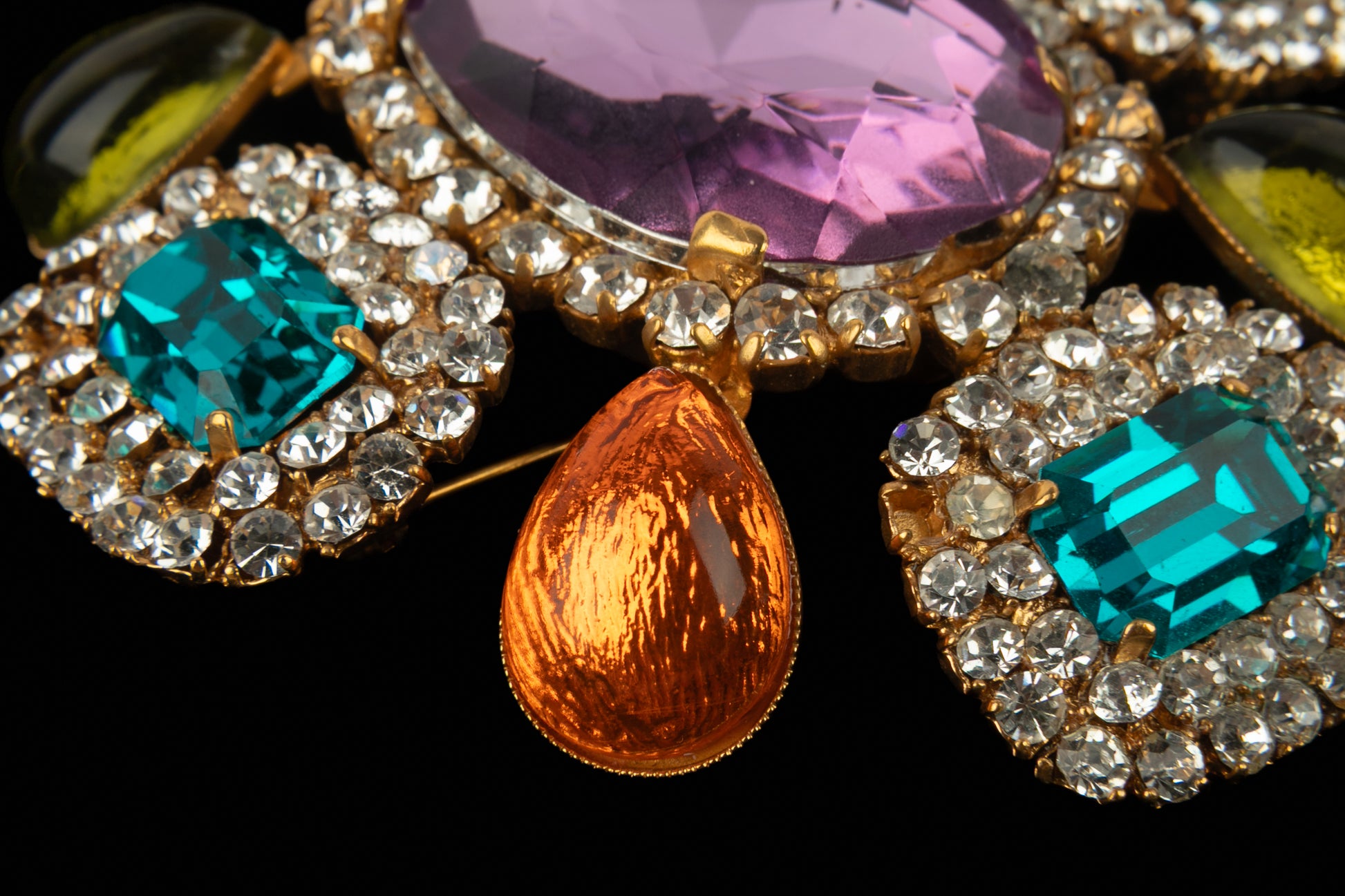 Broche Chanel Printemps 1995