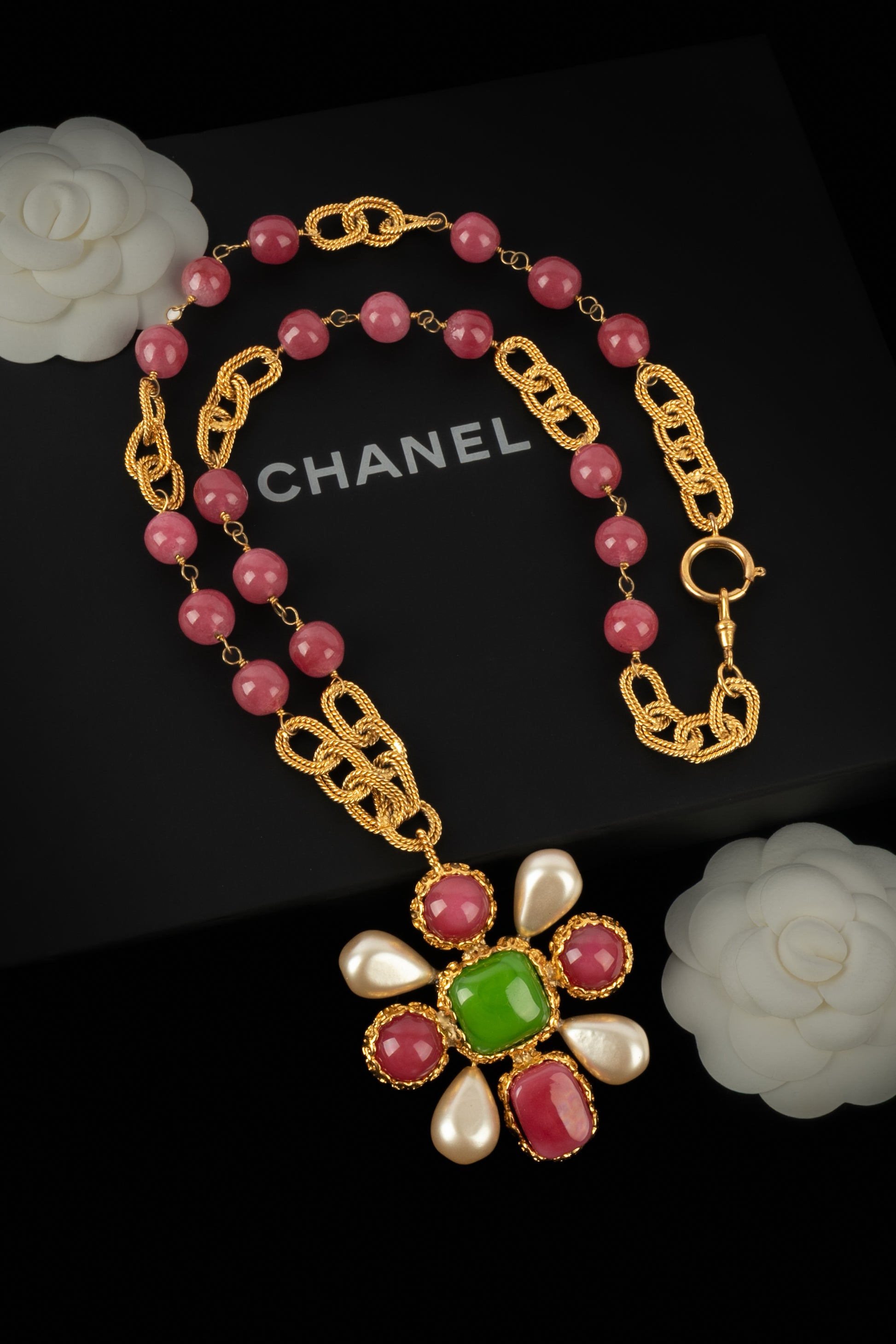 Collier croix Chanel 1990's