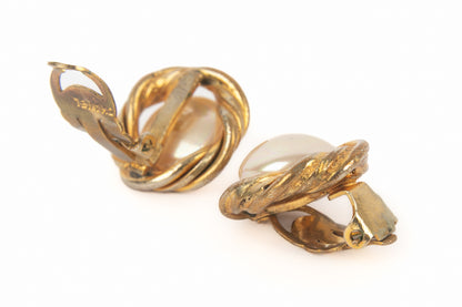 Boucles d'oreilles Chanel Haute Couture époque Coco