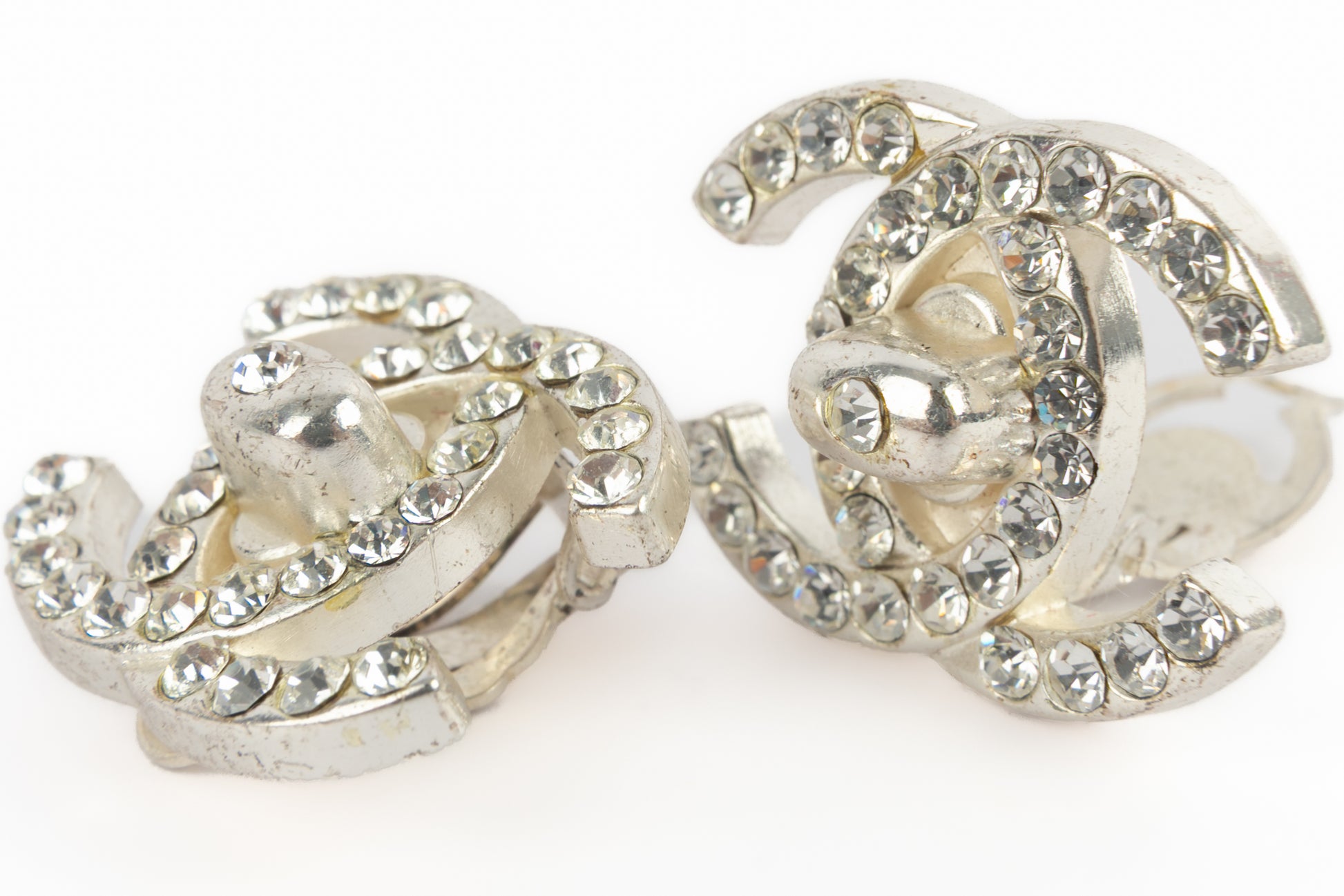 Boucles d'oreilles tourniquet Chanel Hiver 1996