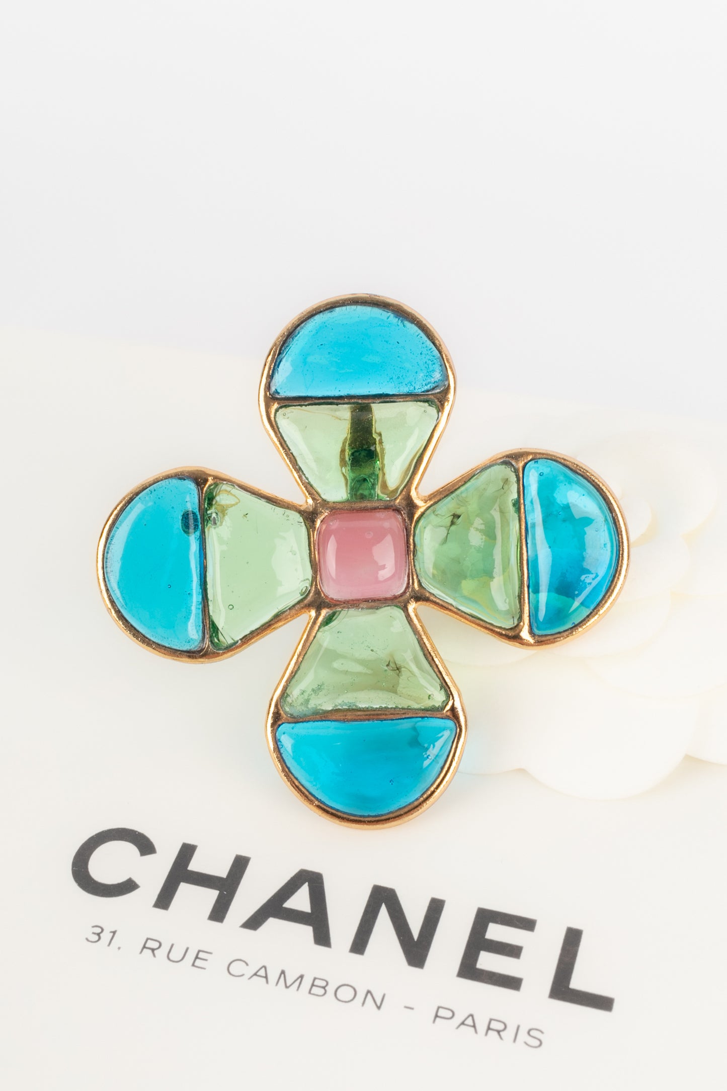 Broche pendentif Chanel 