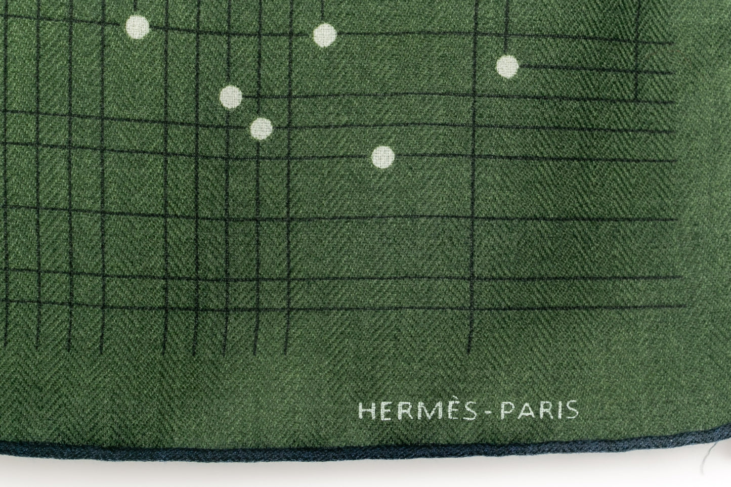 Foulard "Cheval céleste" en cachemire Hermès