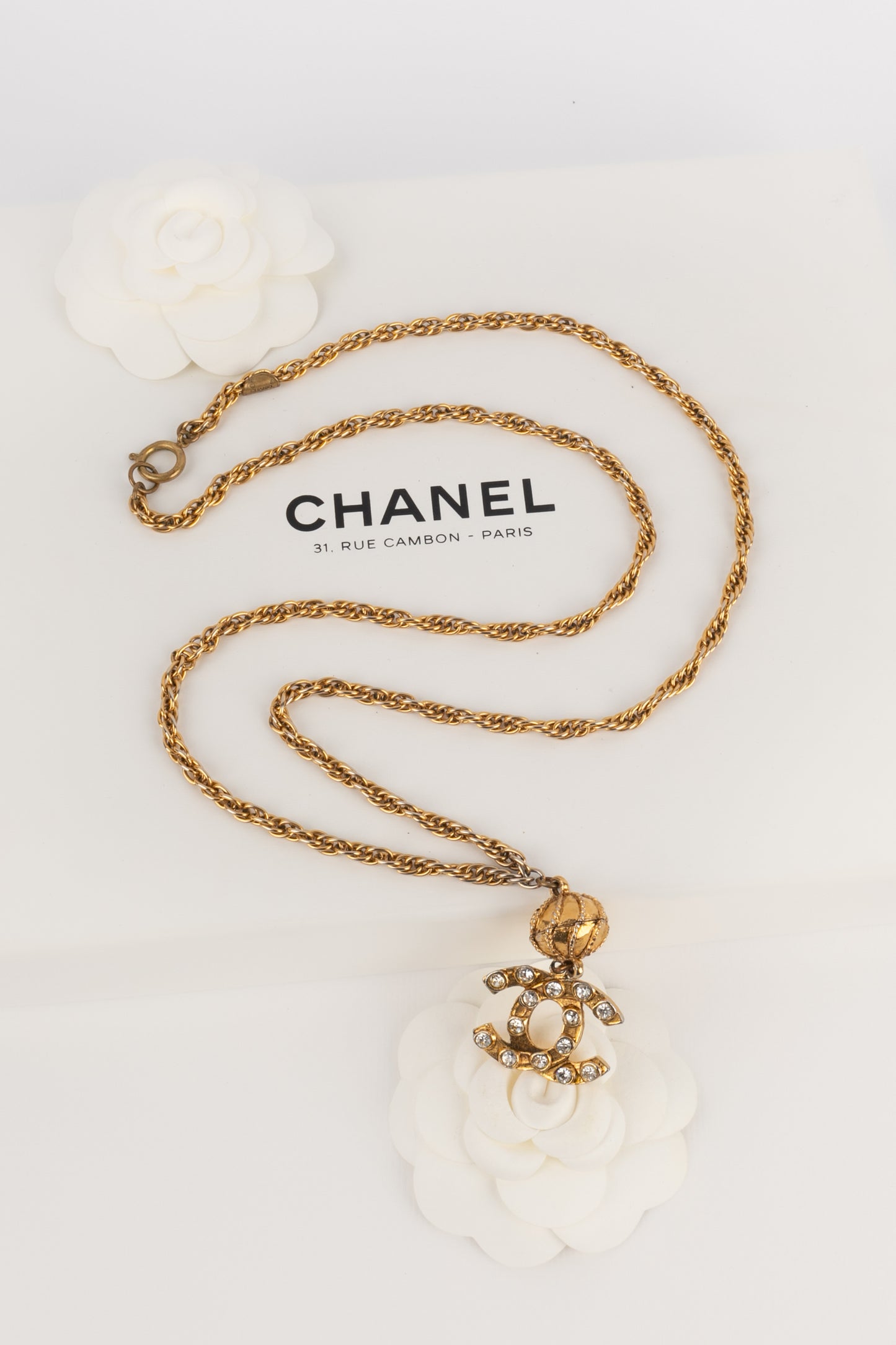 Collier pendentif Chanel