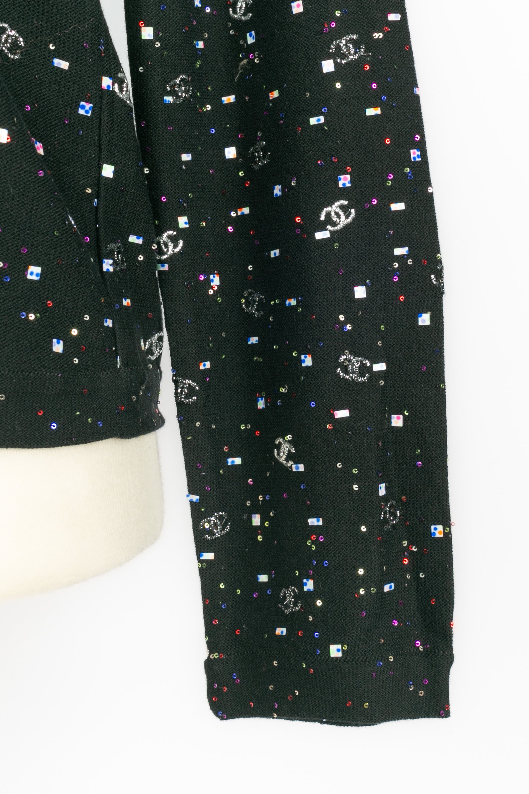 Top à paillettes Chanel