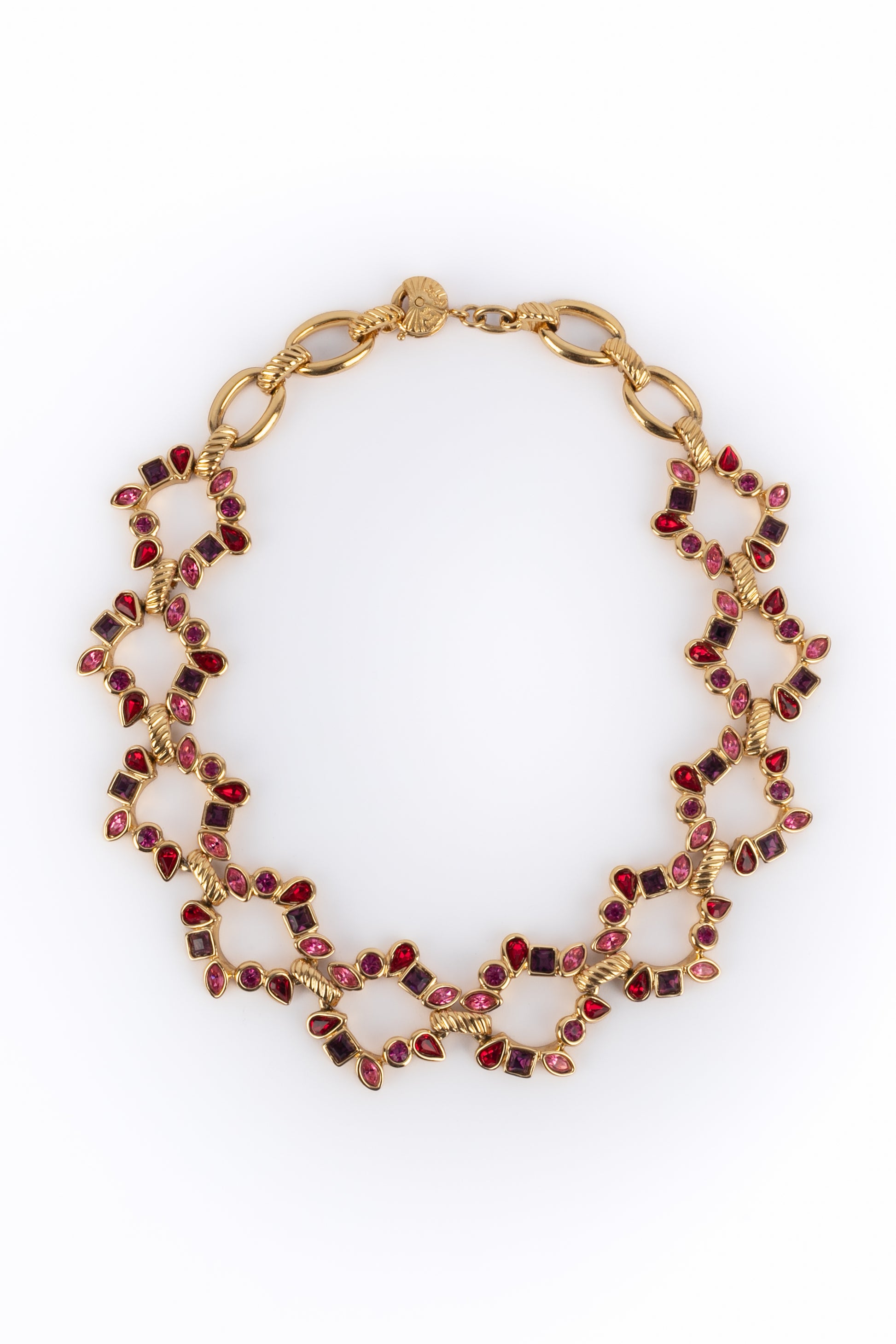 Collier rose Yves Saint Laurent