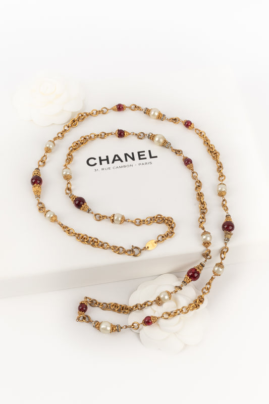 Collier / sautoir Chanel