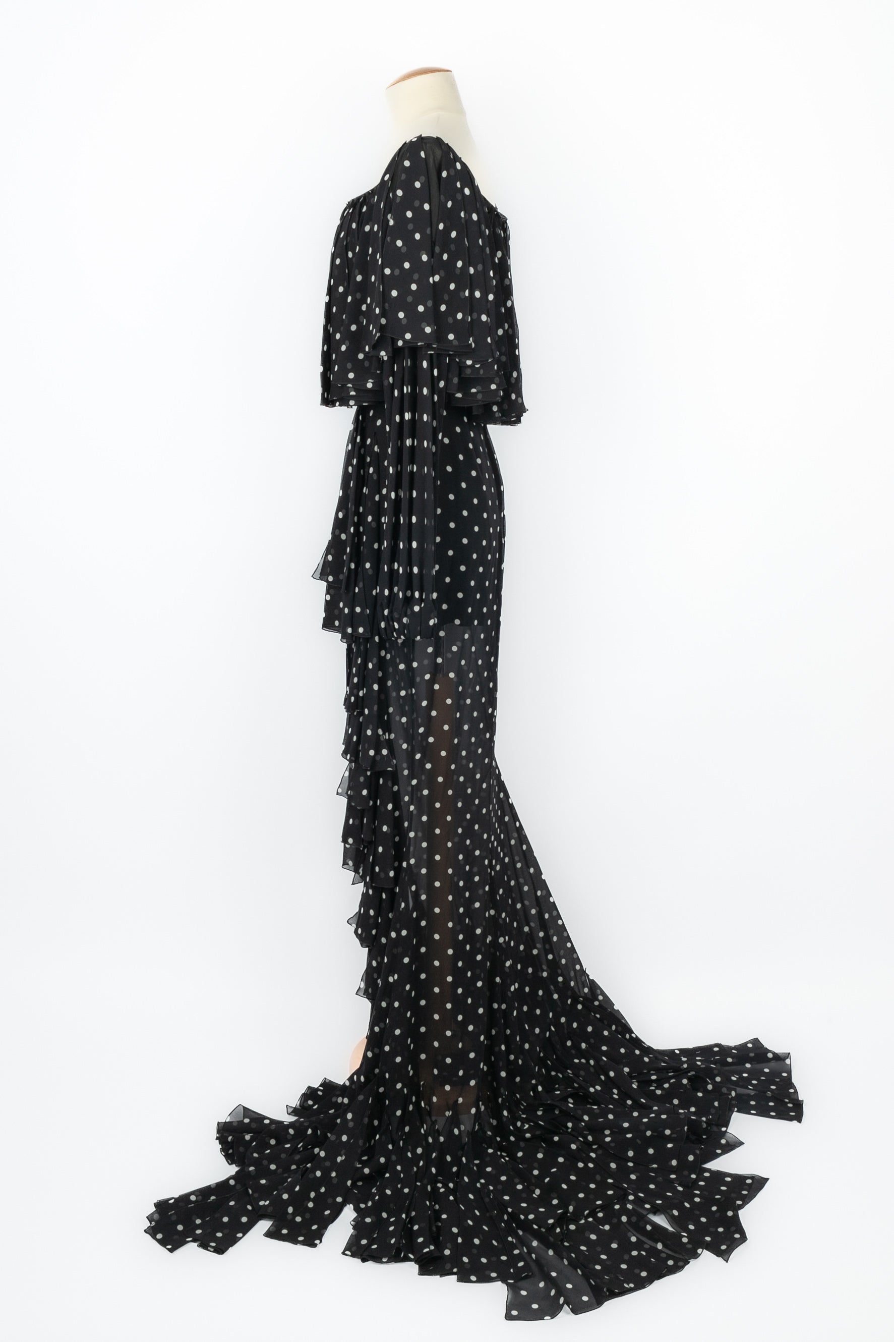 Robe Balmain Resort 2020