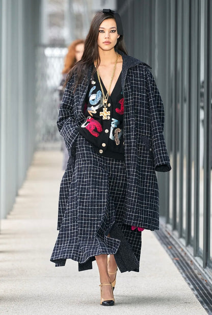 Collier croix Chanel Pre Fall 2022